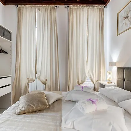 Campo Dei Fiori Royal Orchid Apartment Rome Exterior photo