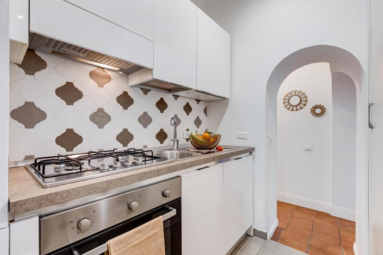 Apartment Campo Dei Fiori Royal Orchid Rome