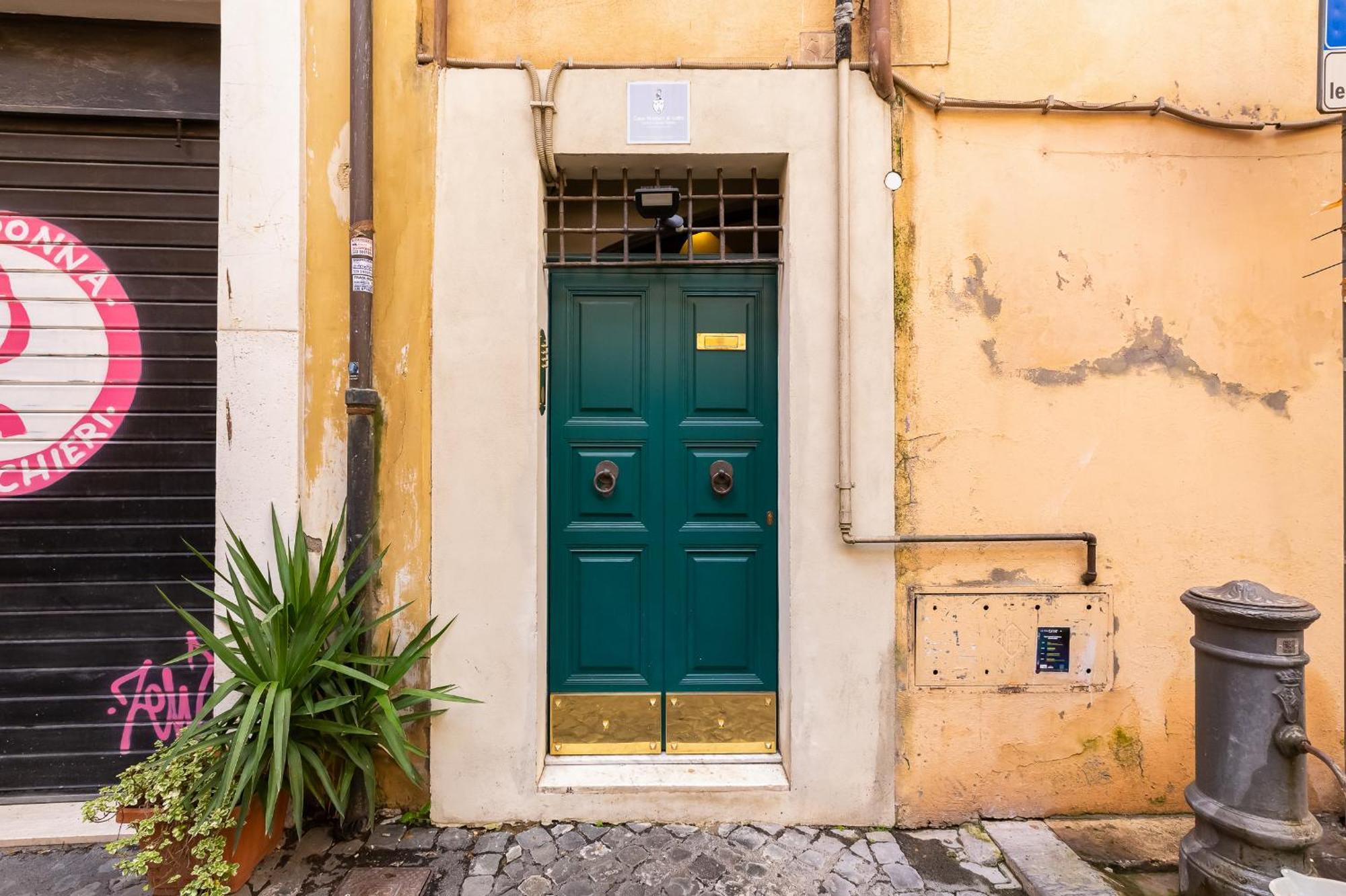 Campo Dei Fiori Royal Orchid Apartment Rome
